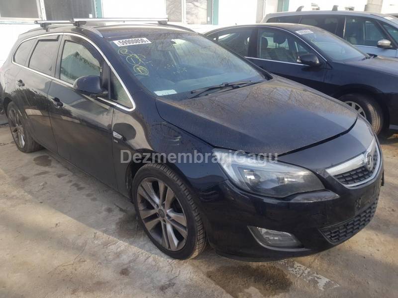 Dezmembrari auto Opel Astra J - poza 1