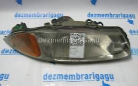 Piese auto din dezmembrari Far dreapta Rover 200