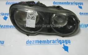 Piese auto din dezmembrari Far dreapta Mg Mg Zr