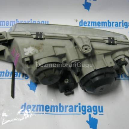Far dreapta Saab 9-5