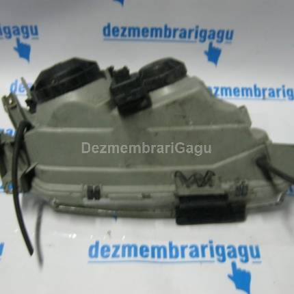 Far stanga Saab 9-5