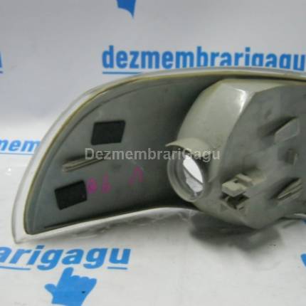 Semnal stanga Volvo V40