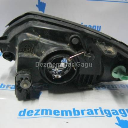 Far dreapta Hyundai Accent (2000-)