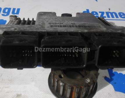 Calculator motor ecm ecu Renault Scenic Ii (2003-), 1.9 Diesel, 88 KW, caroserie Van