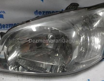 Far stanga Hyundai Getz