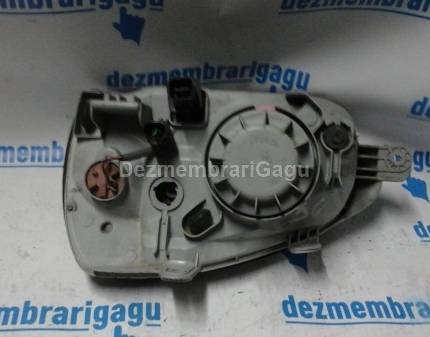 Far dreapta Hyundai Santa Fe (2001-2006)