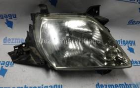 Piese auto din dezmembrari Far dreapta Mazda Mpv I