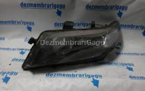 Piese auto din dezmembrari Far stanga Honda Accord Viii