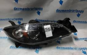 Piese auto din dezmembrari Far dreapta Mazda 3