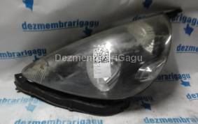 Piese auto din dezmembrari Far stanga Honda Jazz (2002-)