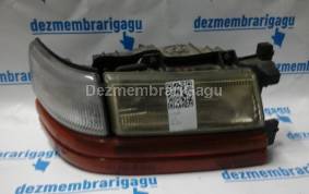 Piese auto din dezmembrari Far dreapta Chrysler Voyager