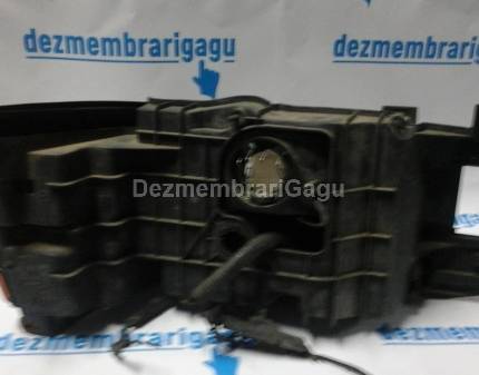 Far stanga Chrysler Voyager