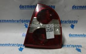 Piese auto din dezmembrari Stop dreapta Volkswagen Passat / 3b3 - 3b6