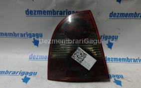 Piese auto din dezmembrari Stop stanga Volkswagen Passat / 3b3 - 3b6