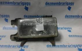 Piese auto din dezmembrari Far dreapta Audi 80