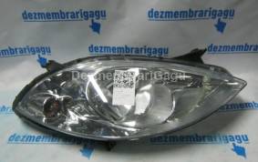 Piese auto din dezmembrari Far dreapta Mercedes A-class / W169