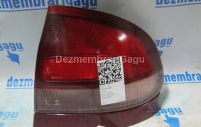 Piese auto din dezmembrari Stop dreapta Mazda 626 V