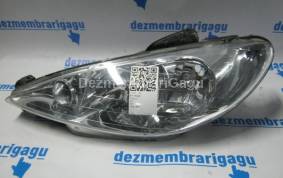 Piese auto din dezmembrari Far stanga Peugeot 206