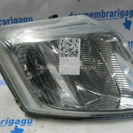 Far dreapta Citroen C2