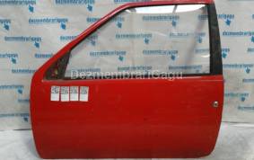 Piese auto din dezmembrari Macara geam stanga Peugeot 106 I