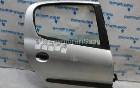 Piese auto din dezmembrari Broasca usa ds Peugeot 206