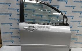 Piese auto din dezmembrari Usa dreapta fata portiera dr Mazda Mpv I