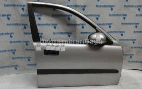 Piese auto din dezmembrari Usa dreapta fata portiera dr Rover 25