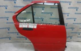 Piese auto din dezmembrari Usa dreapta spate portiera dr Bmw 3 E36