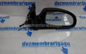 Piese auto din dezmembrari Oglinda dreapta Hyundai Accent