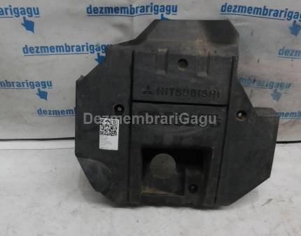 Capac motor Mitsubishi Pajero III (2000-), 3.2 Diesel, caroserie Vehicul teren decapotat