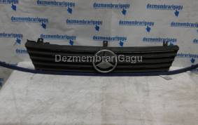 Piese auto din dezmembrari Grile capota Mercedes V-class / 638/2