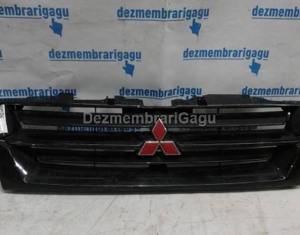 Grile capota Mitsubishi Pajero III (2000-), 3.2 Diesel, caroserie Vehicul teren decapotat