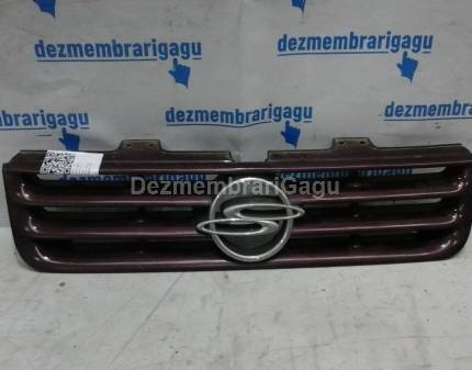 Grile capota Ssangyong Musso