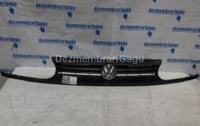 Piese auto din dezmembrari Grile capota Volkswagen Golf Iii