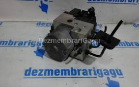 Piese auto din dezmembrari Pompa abs Volkswagen Passat / 3b2 - 3b5