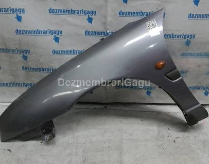 Aripa stanga fata Chrysler Neon