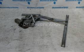 Piese auto din dezmembrari Macara geam sf Rover 200