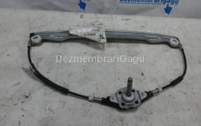 Piese auto din dezmembrari Macara geam ds Mitsubishi Colt V