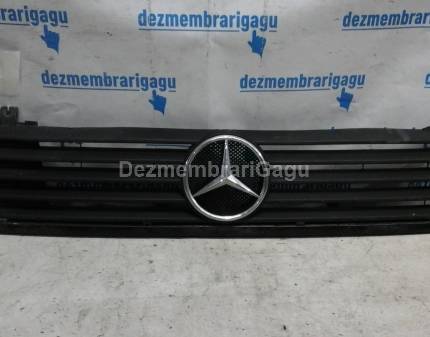 Grile capota Mercedes Vito / W639 (2003-)