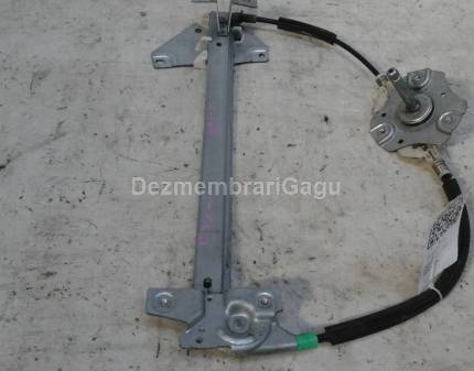 Macara geam ds Mitsubishi Space Runner (1999-)