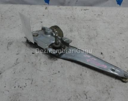 Macara geam sf Toyota Corolla Verso (2002-2004)