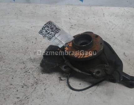 Fuzeta fata dreapta Fiat Stilo