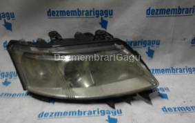 Piese auto din dezmembrari Far dreapta Saab 9-3