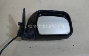 Piese auto din dezmembrari Oglinda dreapta Toyota Hilux