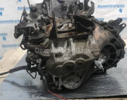 Cutie viteze Toyota Auris, 2.0 Diesel, 93 KW, caroserie Hatchback