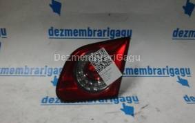 Piese auto din dezmembrari Stop dreapta haion Volkswagen Passat / 3c