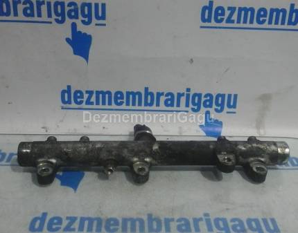 Rampa injectoare Iveco Daily, 2.8 Diesel, 90 KW, caroserie Cv