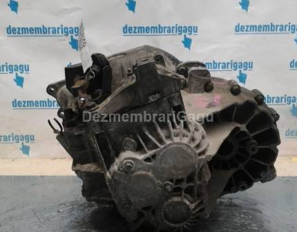 Cutie viteze Volvo V50, 2.0 Diesel, 100 KW, caroserie Break