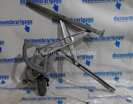 Macara geam df Renault Megane I (1996-2003) Benzina, caroserie Coupe