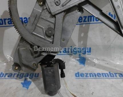 Macara geam df Renault Megane I (1996-2003) Benzina, caroserie Coupe